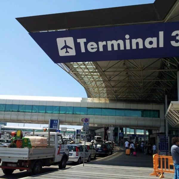 ポンテ・ガレリア The House Fiera Di Roma Aeroporto Fiumicino Bed & Breakfast エクステリア 写真